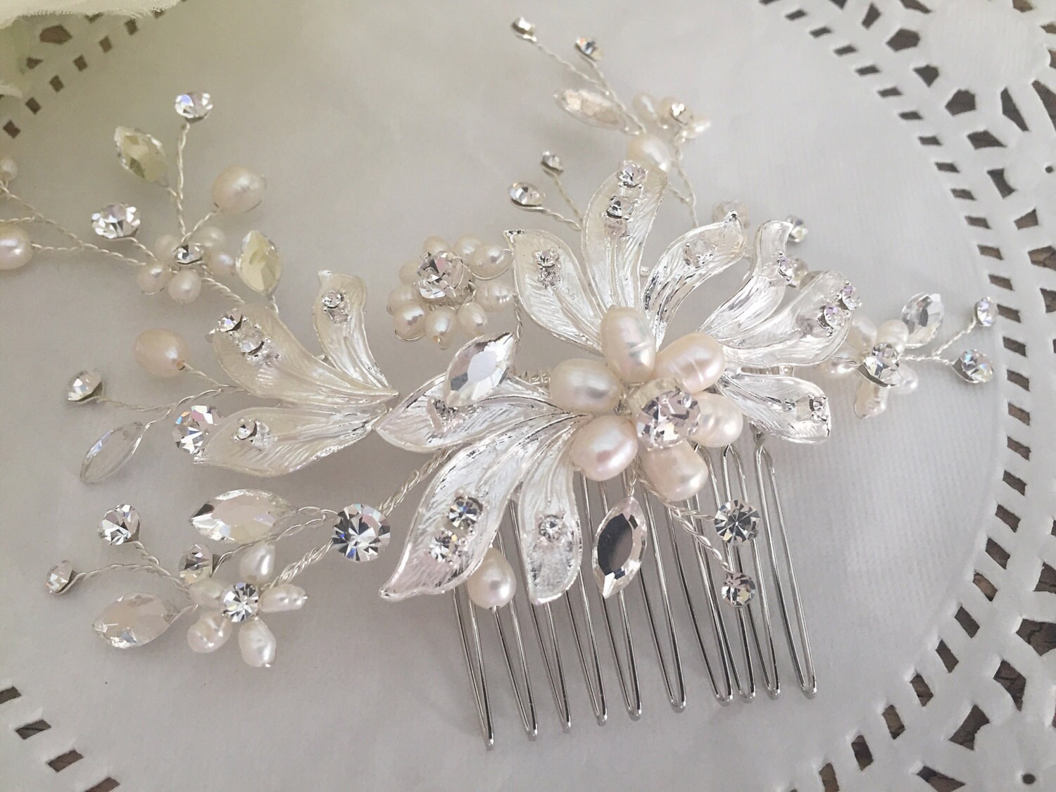 Champagne Silver Color Bridal Hair Comb With Fresh Water 