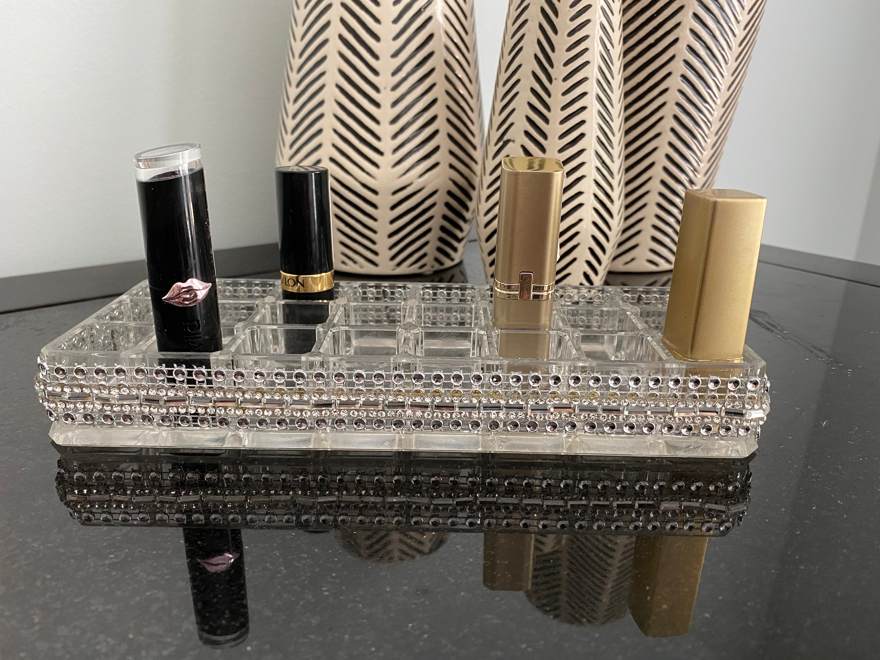 MyGift 10-Slot Vintage Brass Metal Makeup Holder with Acrylic Base,  Lipstick and Mascara Cosmetic Organizer Vanity Tray