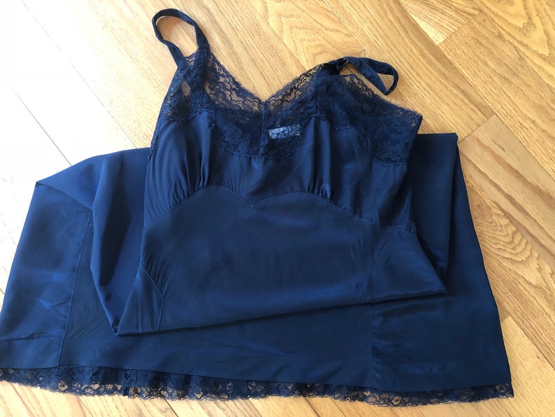 Vintage 1940s Miss Swank Navy Blue Slip