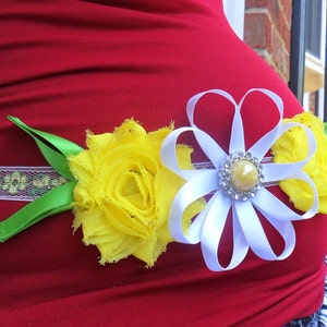 Zwangerschaps sjerp, moederschap foto prop, Lace sjerp, geel wit en groen sjerp, neutrale baby bump geslacht riem, bloem sjerp, baby douchegift