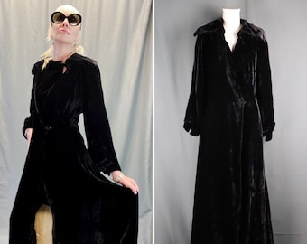 Vintage 1930s Silk Velvet Fashion Originators Guild Opera Coat, Size Small // Medium -- Art Deco // Flapper // Roaring Twenties // Gatsby