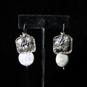 Vintage Artisan Brutalist // Modernist Sterling Silver 925 Dangle Earrings with Abstract Squiggly Line Design and Gray Spotted  Stone