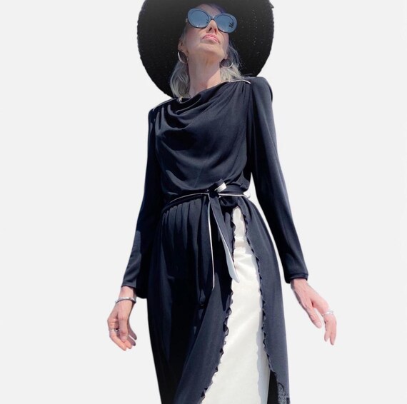 70s black and white dress 70s Drop-Waist Black & White Collared Dress – East Village Vintage  Collective