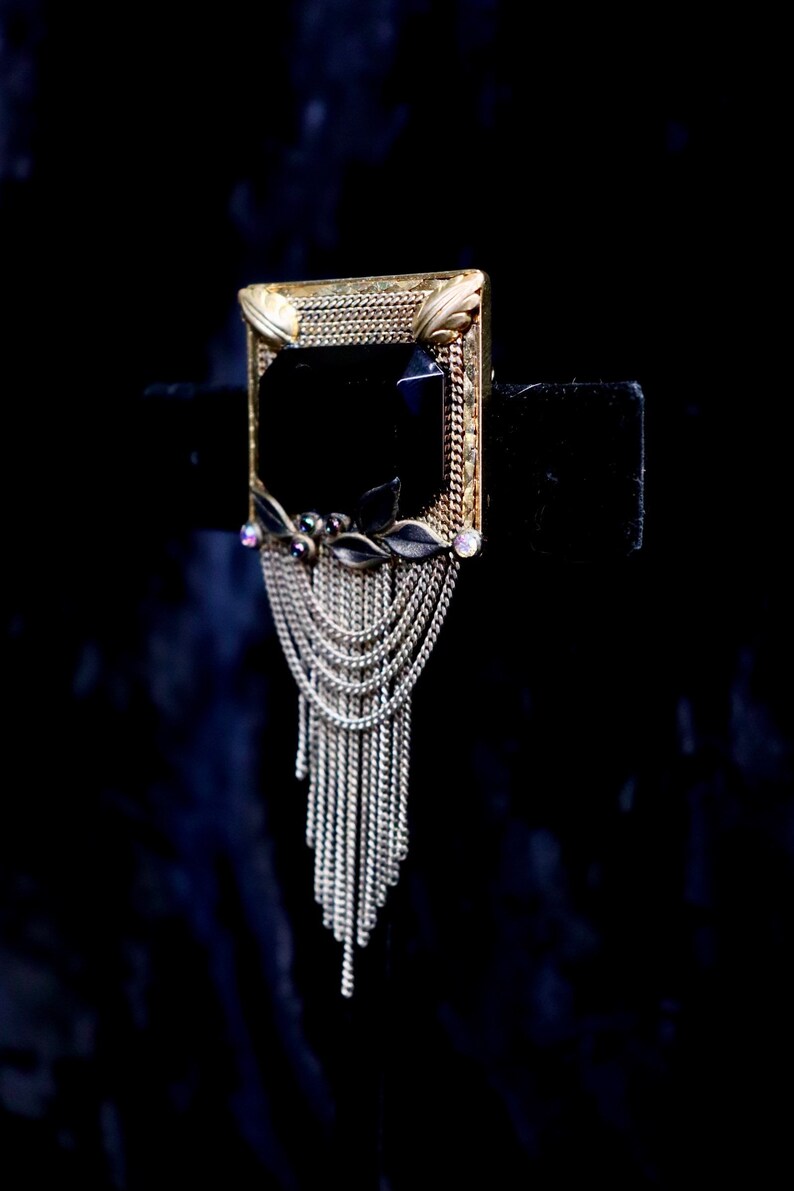 Vintage 1940s Marena 18K Gold Plate Brooch with Onyx Center \u2014 Art Deco Gatsby Flapper Gothic