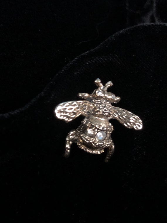 Vintage 1960s Small Brass Gold-Toned Bumble Bee w… - image 3