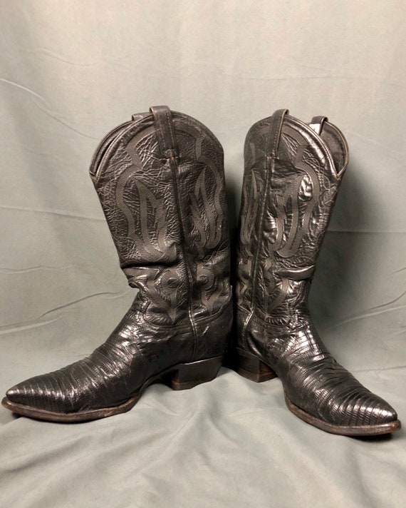 black snakeskin cowboy boots