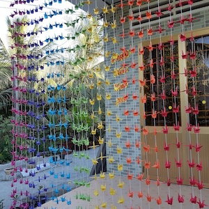 Ghirlanda di 560 gru di carta, 28 fili, set da 20, colore arcobaleno, decorazione da appendere/per matrimonio, solo per USD 150,00, spedizione gratuita ovunque