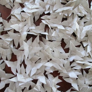 Kleine papieren origami-vlinders, glanzende ivoorkleur, 2 x 2 inch (5 x 5 cm), gratis expresverzending overal