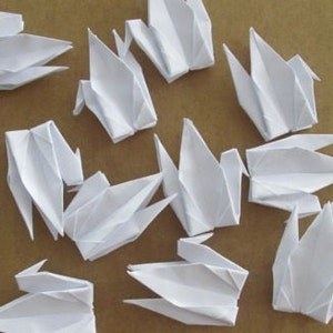1.000 gru origami di carta, dimensioni piccole 7,5 x 7,5 cm (3 x 3 pollici) - Colore bianco puro, solo per 150,00 USD, spedizione espressa gratuita ovunque