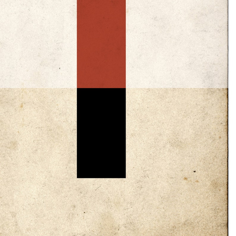 Op de afbeelding: Een verticaal abstract ontwerp met een zwarte rechthoek op een witte achtergrond en een rode rechthoek op een beige achtergrond.