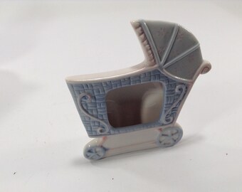 Baby Basket Photo Holder Figurine