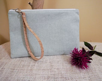 Vegan Green Linen Clutch, Simple Purse, Summer Wristlet, Minimalist, Rustic Bag, Purse