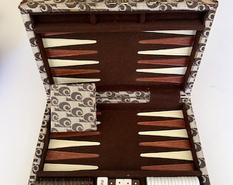 Vintage Emson Magnetic Backgammon Travel Case Set