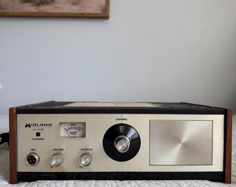 Vintage 1975 Miland 13-879B CB Transceiver Radio