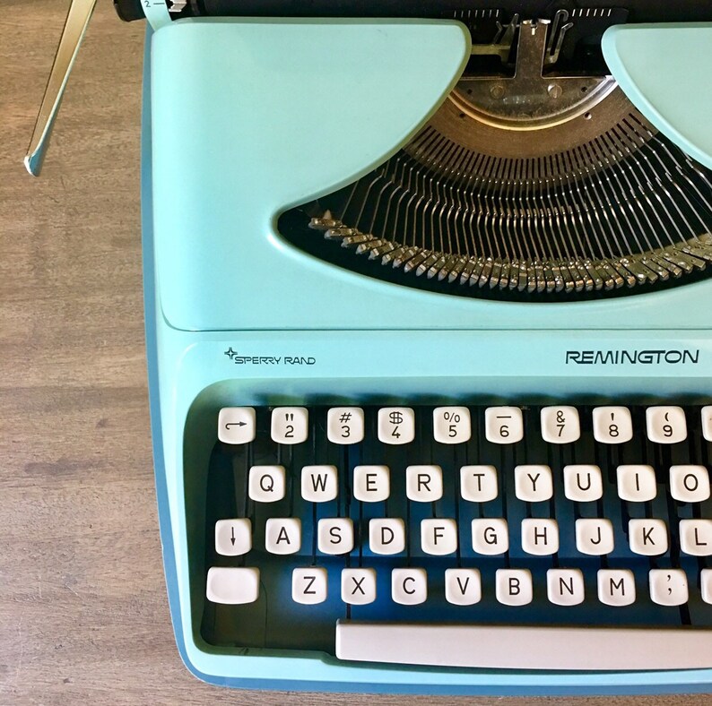 REMINGTON SPERRY RAND STREAMLINER Red /& Black Typewriter Ribbon **High Quality**