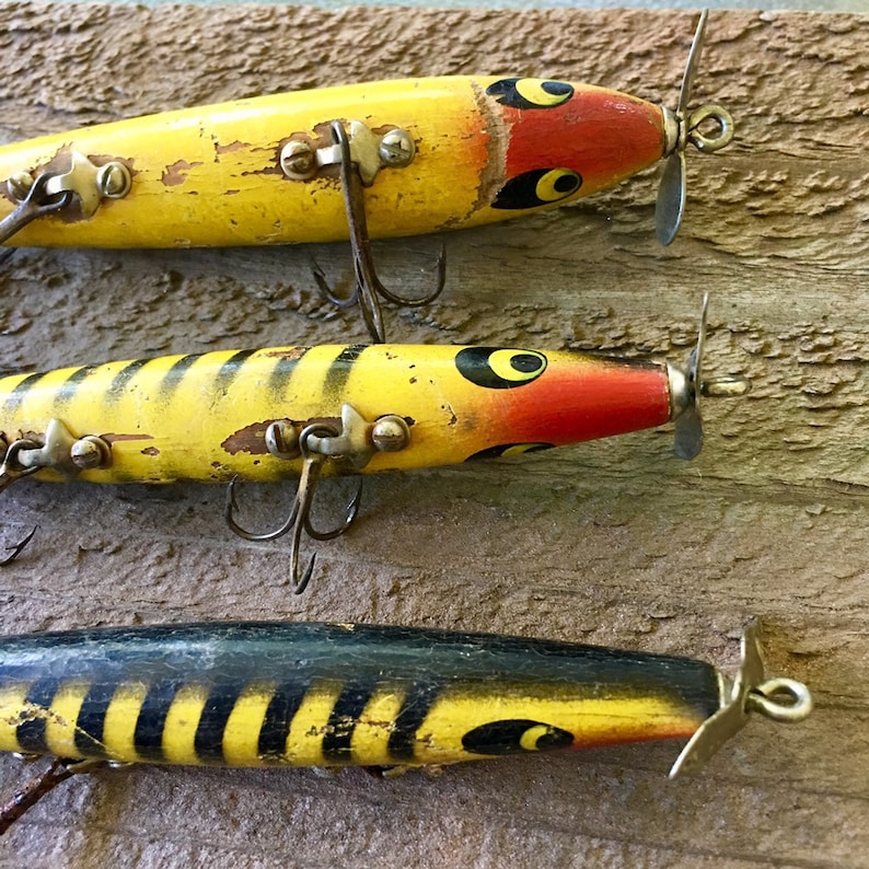 Download Sports Outdoor Recreation Vintage Smithwick Devils Horse Yellow Stripe Wood Fishing Lure Set Of Three 3 Toys Games