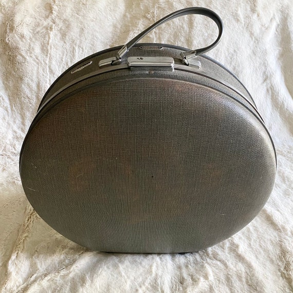 Vintage American Tourister Tri Taper Round Hat Box Carry on Suit Case