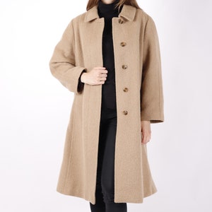 1970s Vintage Beige Tan Camel Winter Wool Winter Autumn Topcoat Coat Greatcoat for Women