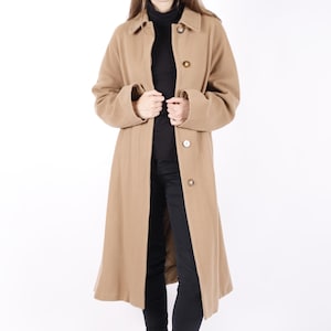 1980s Vintage Beige Winter Wool Winter Autumn Topcoat Trench Greatcoat Jacket for Women