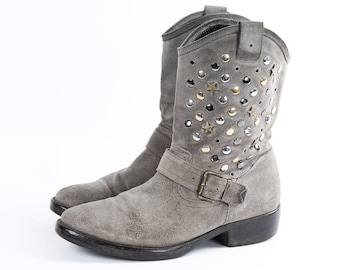Botas vaqueras vintage de ante gris con tachuelas, talla 7.5 de EE. UU.