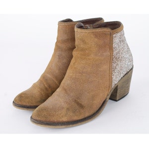Vintage Suede Ankle Boots: Sequin Heel, Beige Booties (US 8.5 / EU 39)