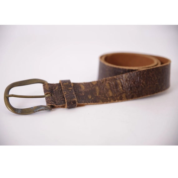 Rare Vintage distressed Brown Wide Leather Western Gladiator Belt Chunky 26 S Brown Wide Vintage Distressed Leather Belt Size US 38  main image 2