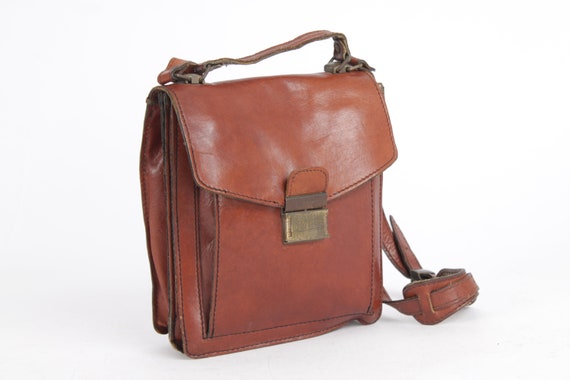 バッグ Vintage leather shoulder bag keiju ours Bayside84 Multipocket Shoulder Bag - Antique Blue – LUSHER.co