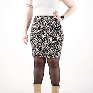 90s Vintage Decorated Black and White Mini Skirt | Elegant and Chic