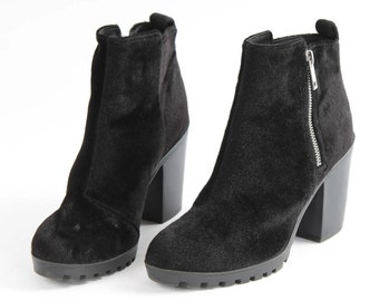 Vintage Black Suede Platform Heel Boots: Women's EU38 / US7.5