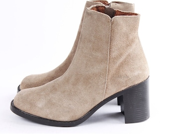 Vintage 90er Jahre Wildleder Stiefeletten: Beige Leder Blockabsatz (US 41)