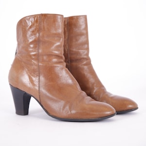 Vintage Cognac Leather Heeled Ankle Boots - EU37 / UK4.5 / US6.5