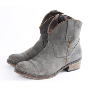 Vintage Leather Ankle Booties: Rugged Blue Boots, Women&#39;s US5.5 / EU36