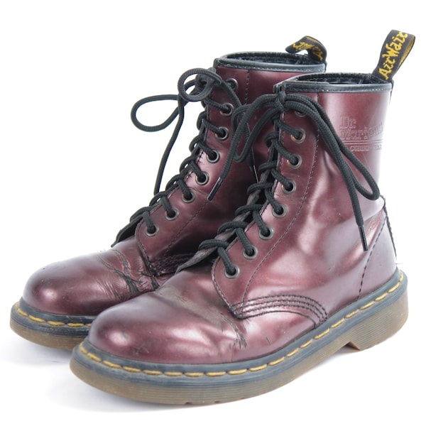 US6 Vintage Dr Martens Purple Glossy Leather Doc Martens Boots / EU37 / US6 / UK4 for Women