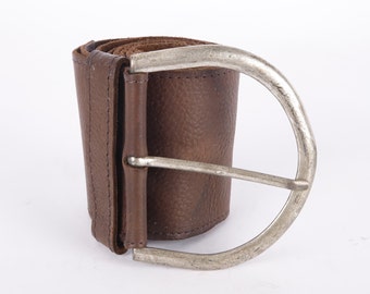 Cinturón vintage de cuero marrón coñac: estilo bohemio occidental