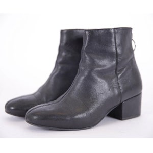 Vintage Black Leather Heeled Boots for Women size EU35 / US4 / UK2