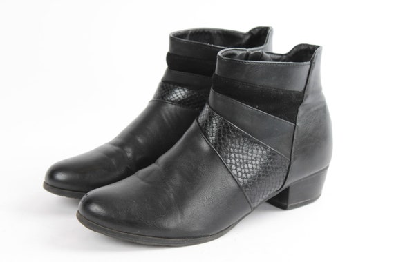 black ankle boots comfy