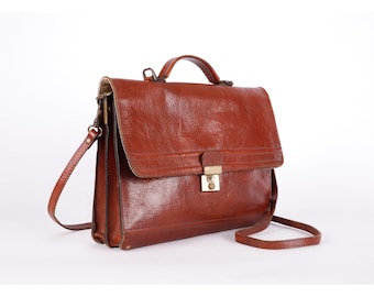Vintage Brown Sturdy Genuine Leather Bag Shoulder Bag and Crossbody Bag Small Traveler Messenger Bag Purse 80s Leather Bag