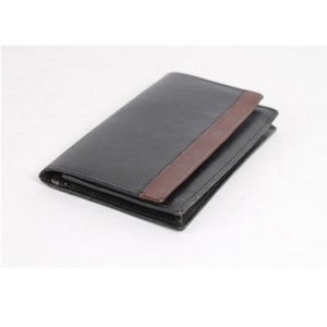 Cartera de cuero vintage Cartera de cuero negra Accesorios retro genuinos para mujer Idea de regalo Cierre de solapa redonda