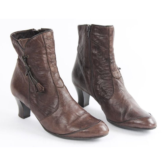 US8.5 Vintage Brown Leather Elegant Ankle Boots f… - image 1