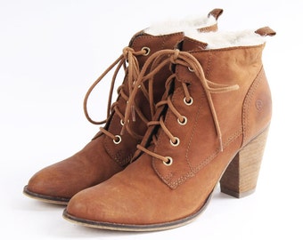 US10.5 Vintage Cognac Brown Leather Laced Up Faux Fur Winter Boots for Women size EU 41 UK 8.5 US 10.5