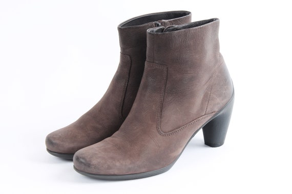 US8.5 Vintage Brown Leather Elegant Ankle Boots f… - image 2