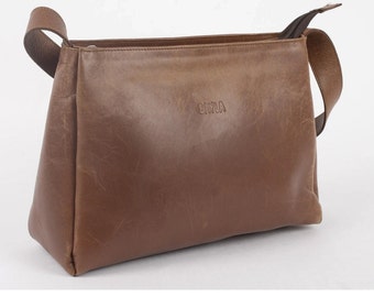 Vintage 80s Cognac Genuine Leather Shoulder Bag
