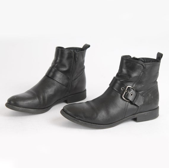 Grey buckle deals boots