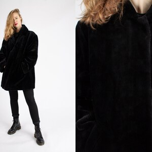 1980s Vintage Black Cosy Comfy Faux Fur Winter Coat Greatcoat Winter Autumn for Women