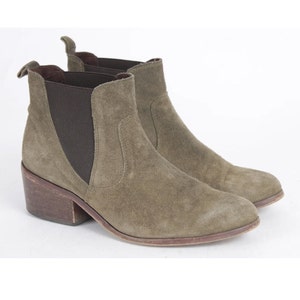US6.5 Vintage Olive Green Chelsea Suede Leather Block Heel Elegant Ankle Boots for Women size EU 37 UK 5 US 6.5