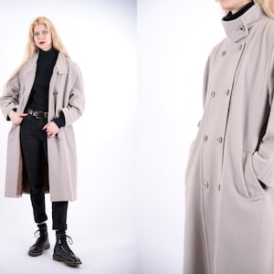 1970s Vintage Cream Beige Wool Longcoat Overcoat Coat Greatcoat for Women
