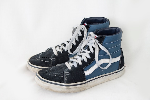 blue vans off the wall