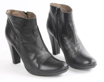 Czarne skórzane botki na obcasie w stylu vintage – EU41 / US10.5