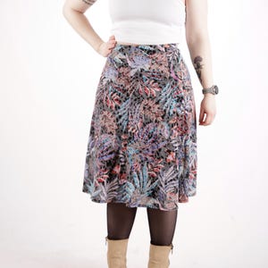 80s Vintage Floral Midi Skirt: Pastel Tropical Print, Size S-M