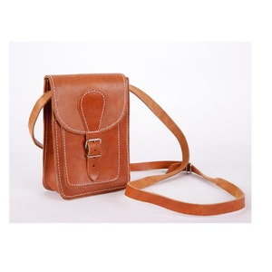 Vintage Cognac Bag Bohemian Sturdy Genuine Leather Bag Shoulder and Crossbody Purse 70s